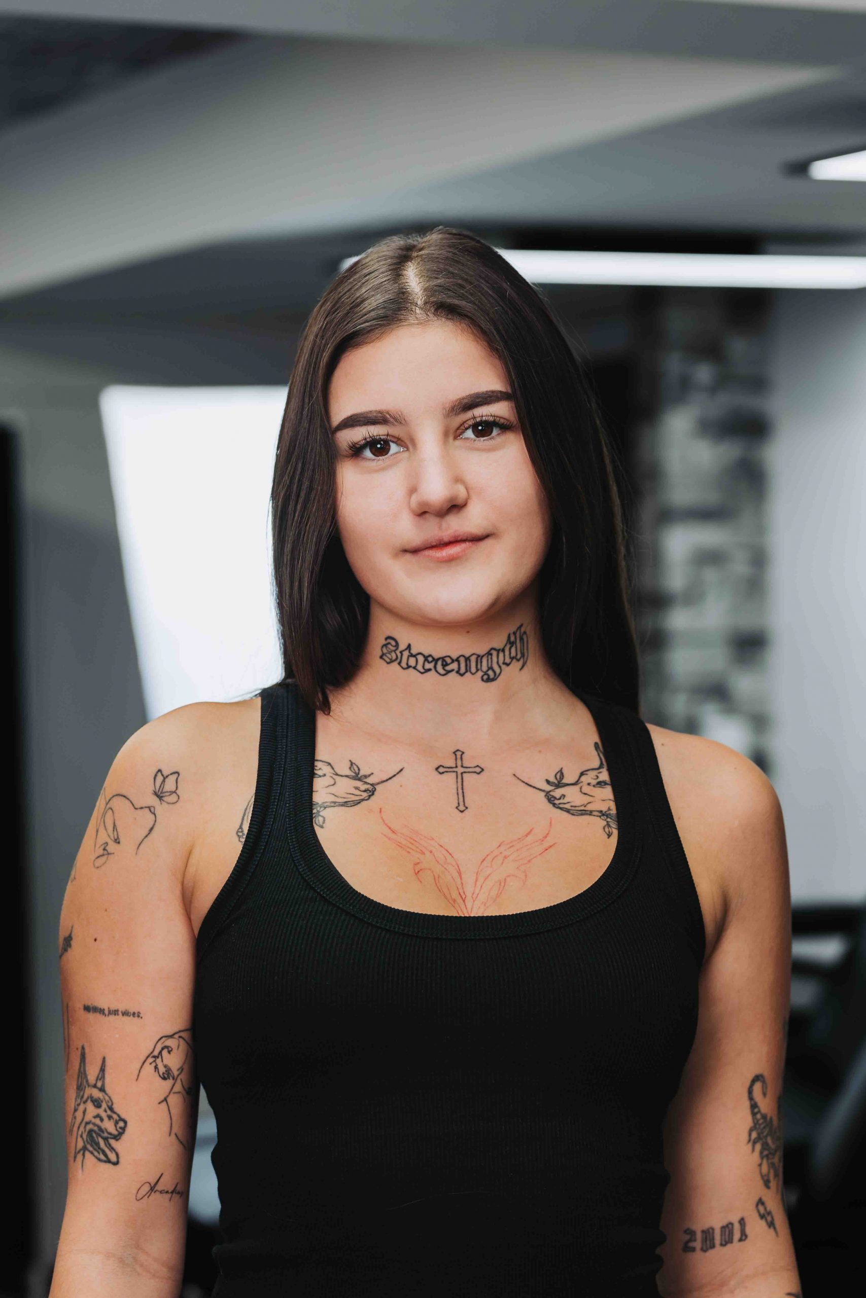 Imperial Tattoostudio Bobingen Augsburg Zita Lining Fineline Tattoo