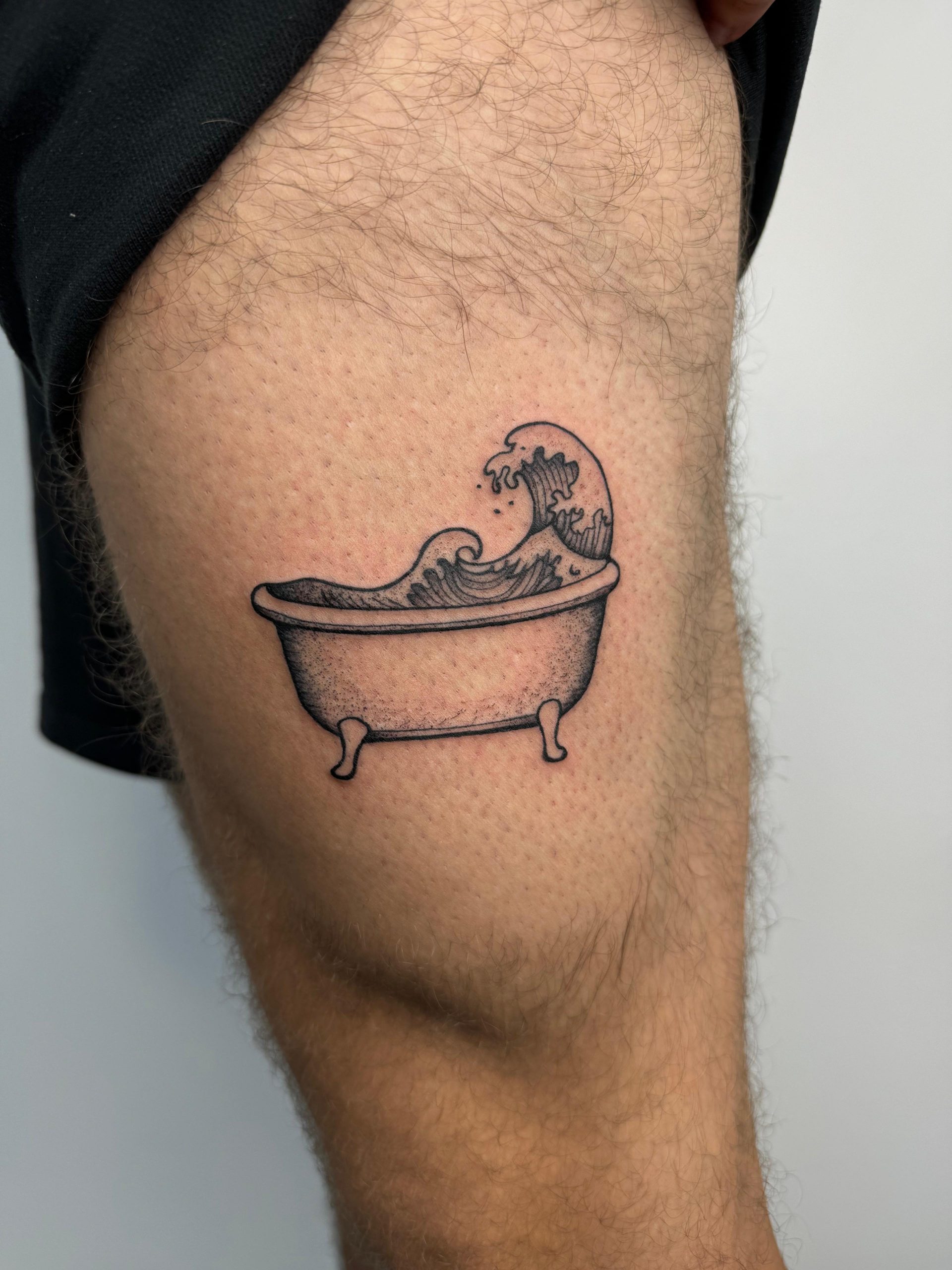 Minimal Tattoo Imperial Lukas Mattmer